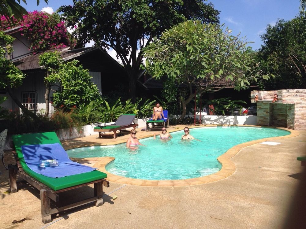 Albergue Wiriya House *