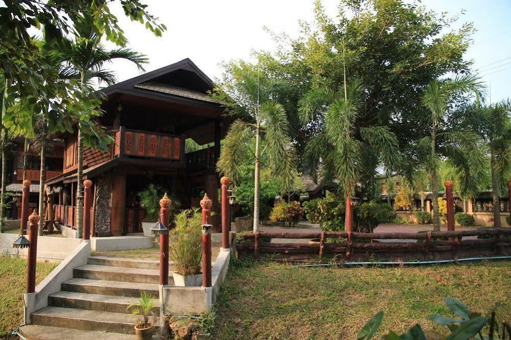 Heuan Parittapa Lanna Baan Tawai 3* Chiang Mai