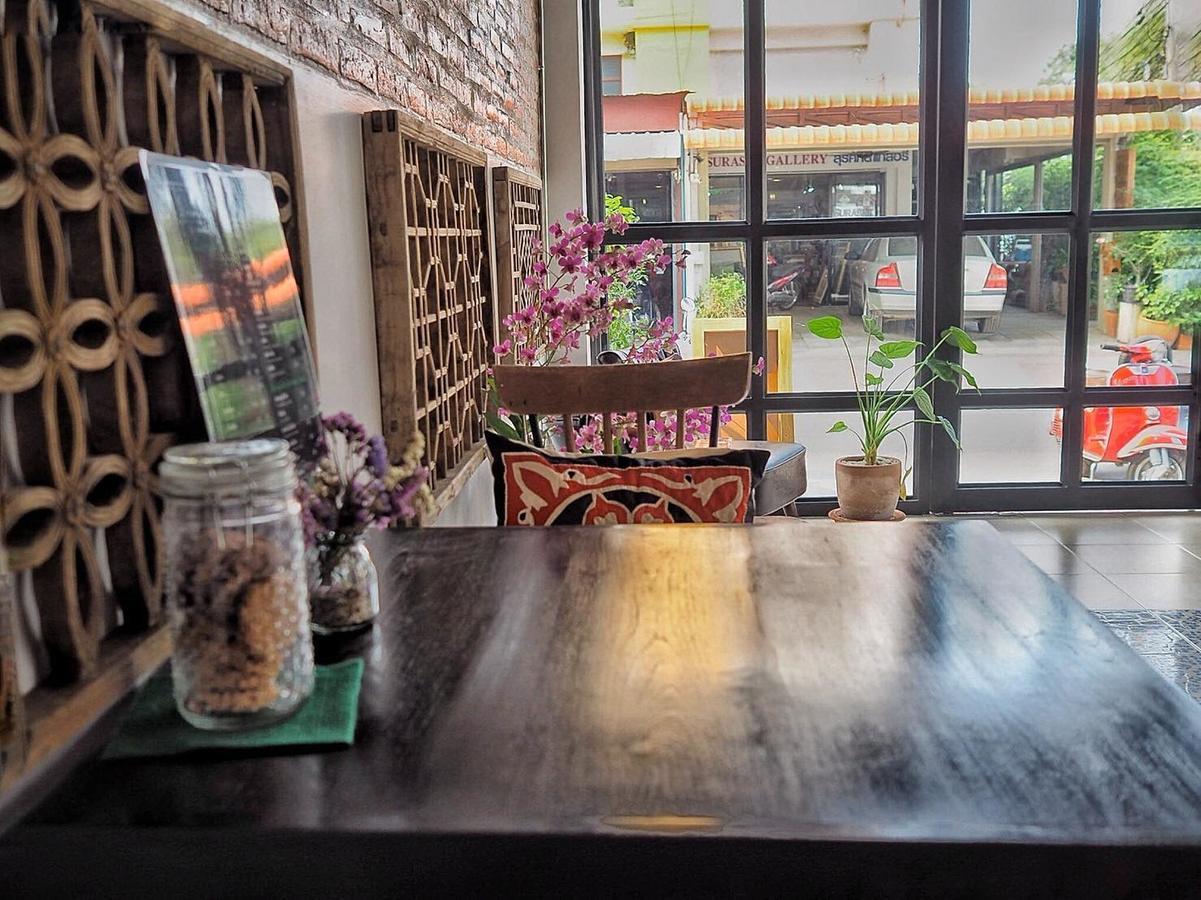 Hp House Cafe' 3* Chiang Mai