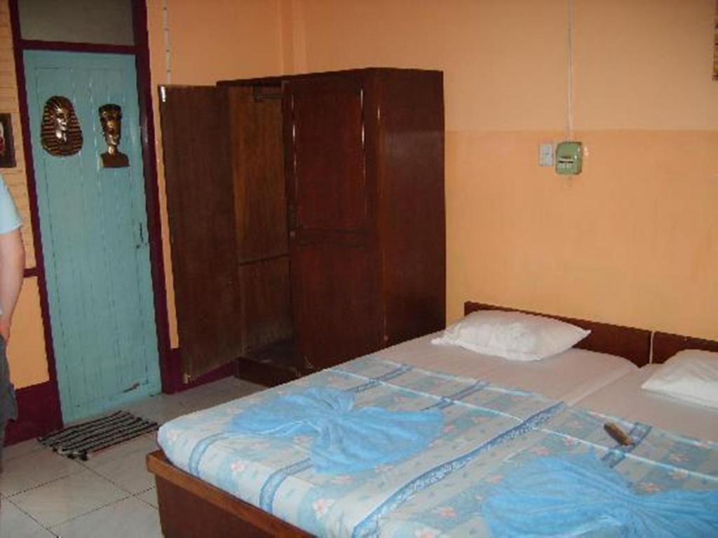 Hollanda Montri Chiang Mai