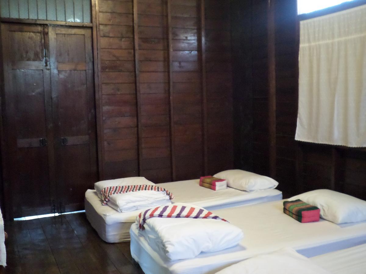 Hostel Baanwealaa (adults Only) *