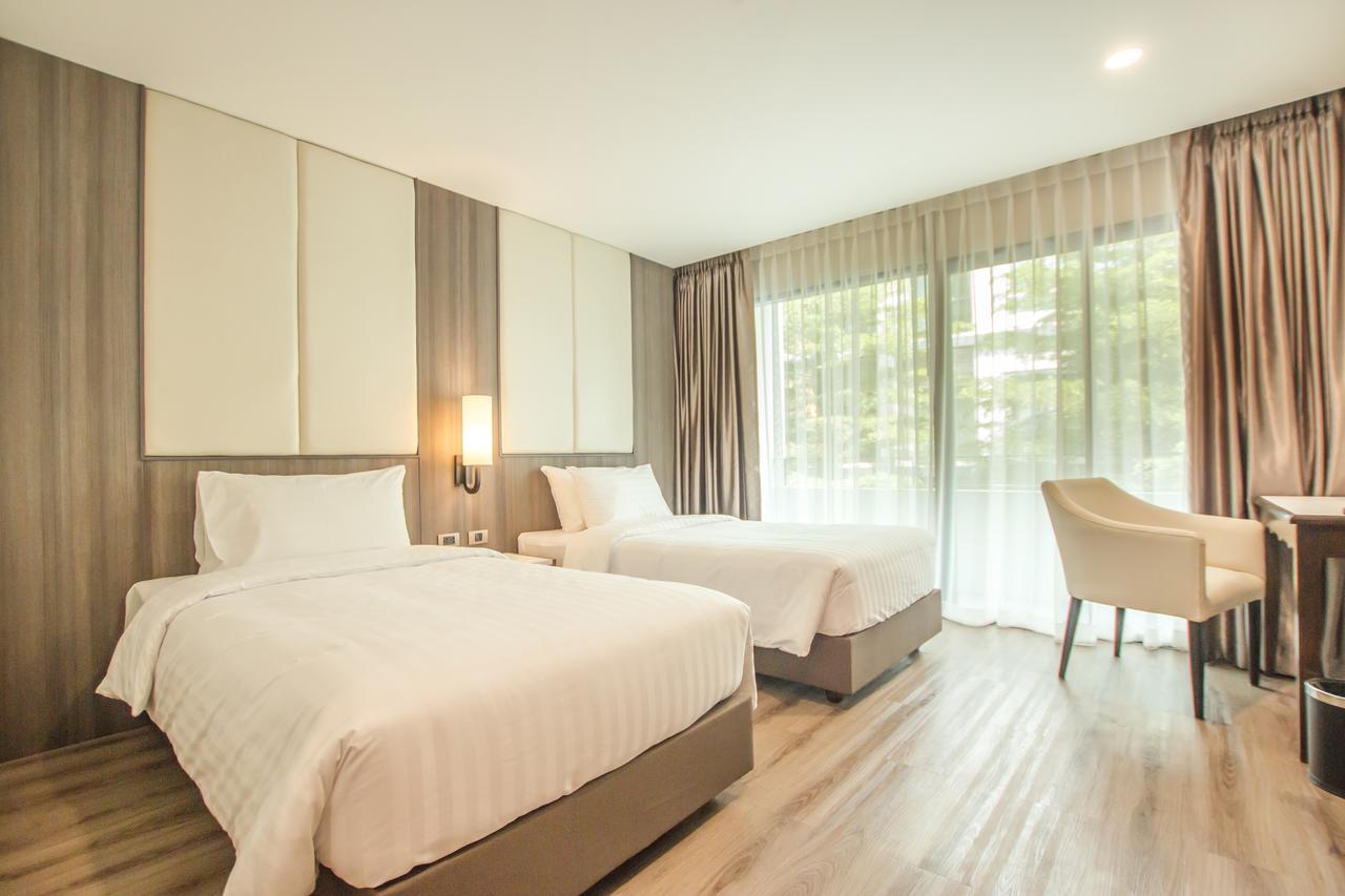 Mayu - Sha Chiang Mai