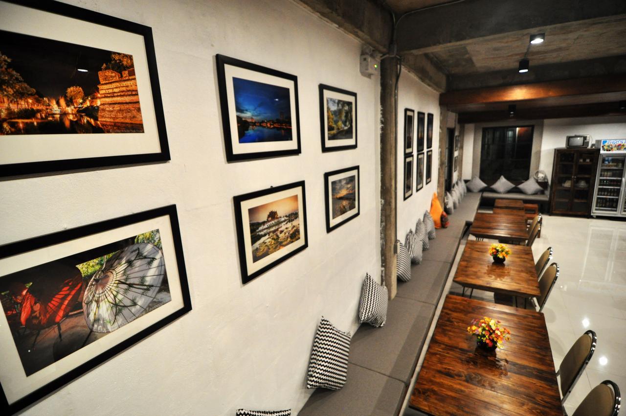 The Warehouse 3*