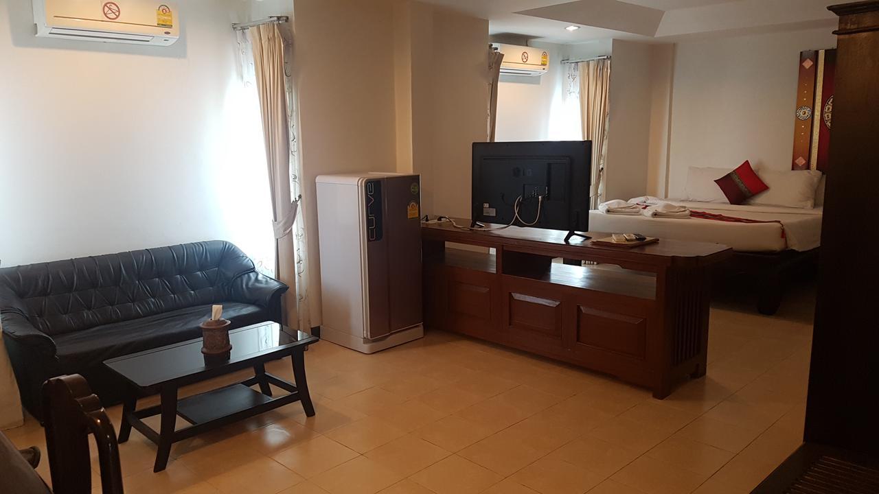 Wangburapa Grand Hotel