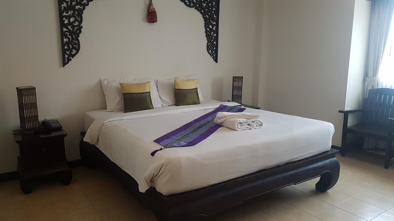 Hotel Wangburapa Grand 3*