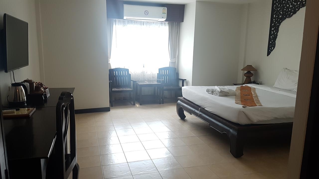 Hotel Wangburapa Grand Chiang Mai