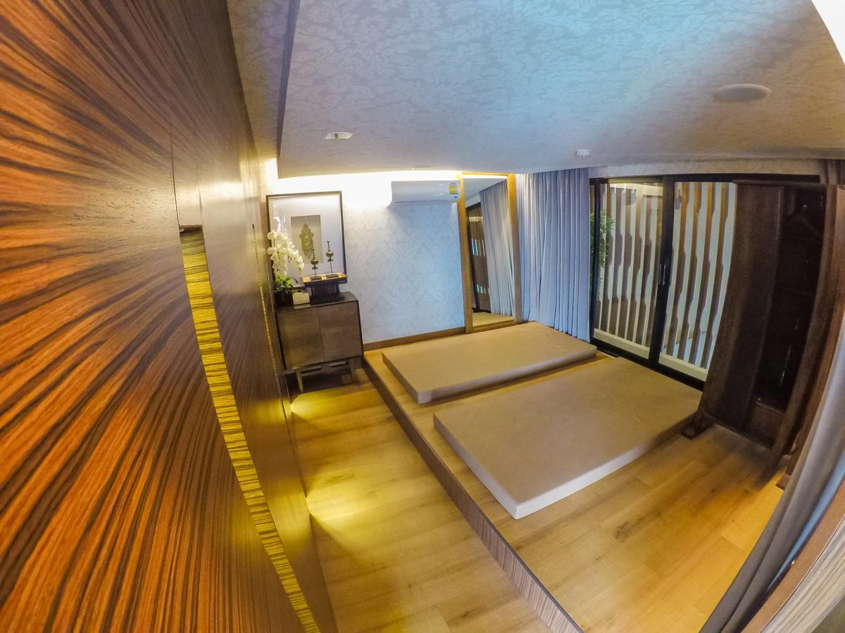 The Astra A719 Apartment *