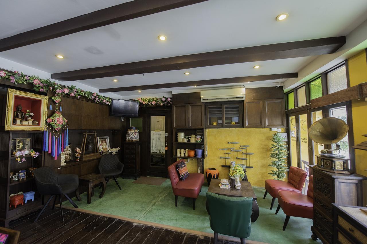 Yellow Lamoon Hotel 3*