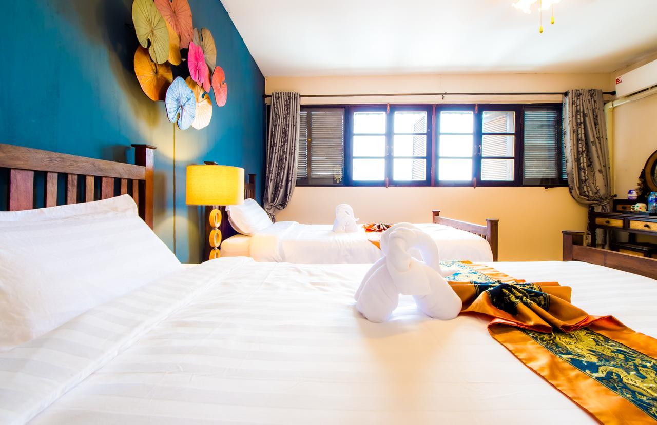 Guest house Golden September
