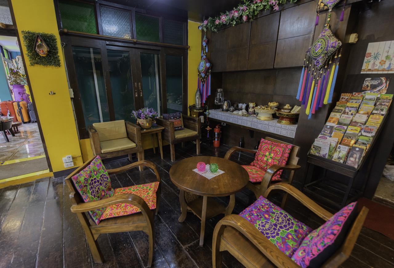 Yellow Lamoon Hotel 3*