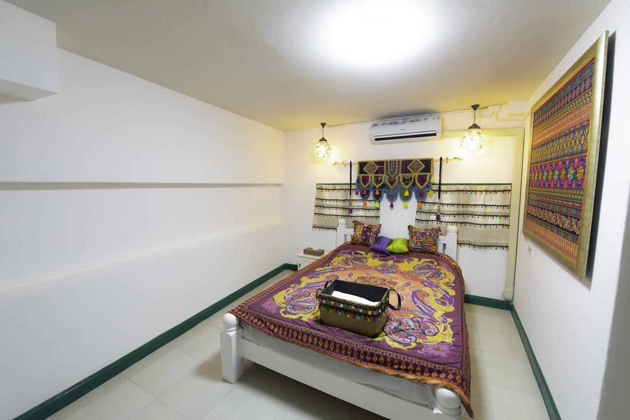 Yellow Lamoon Hotel