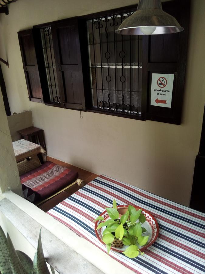 Twin House @ Tapae Albergue *