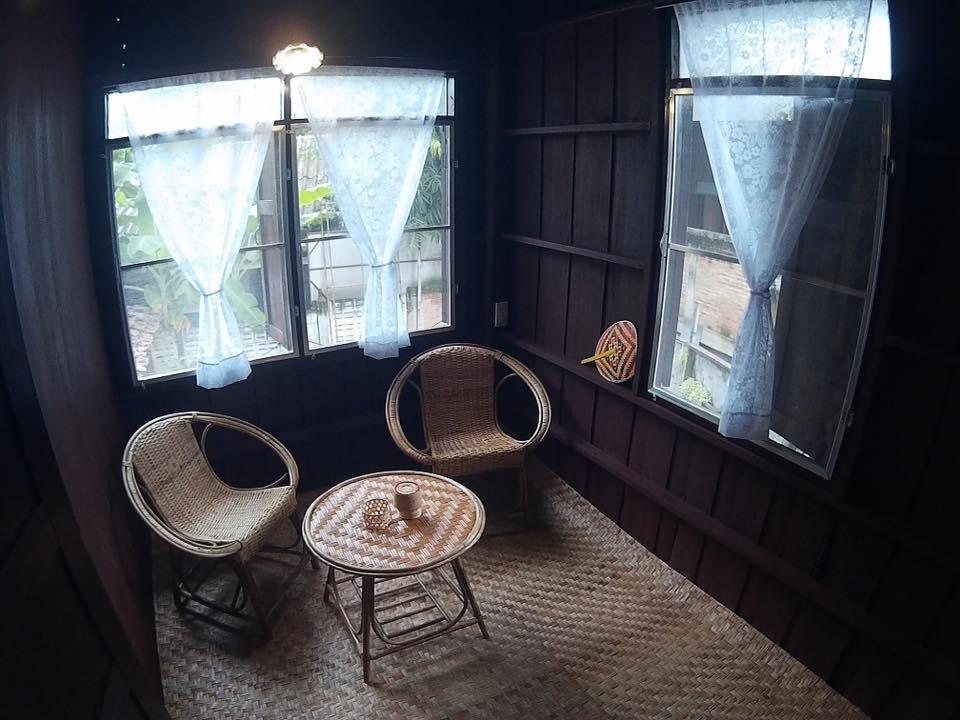 Albergue Twin House @ Tapae