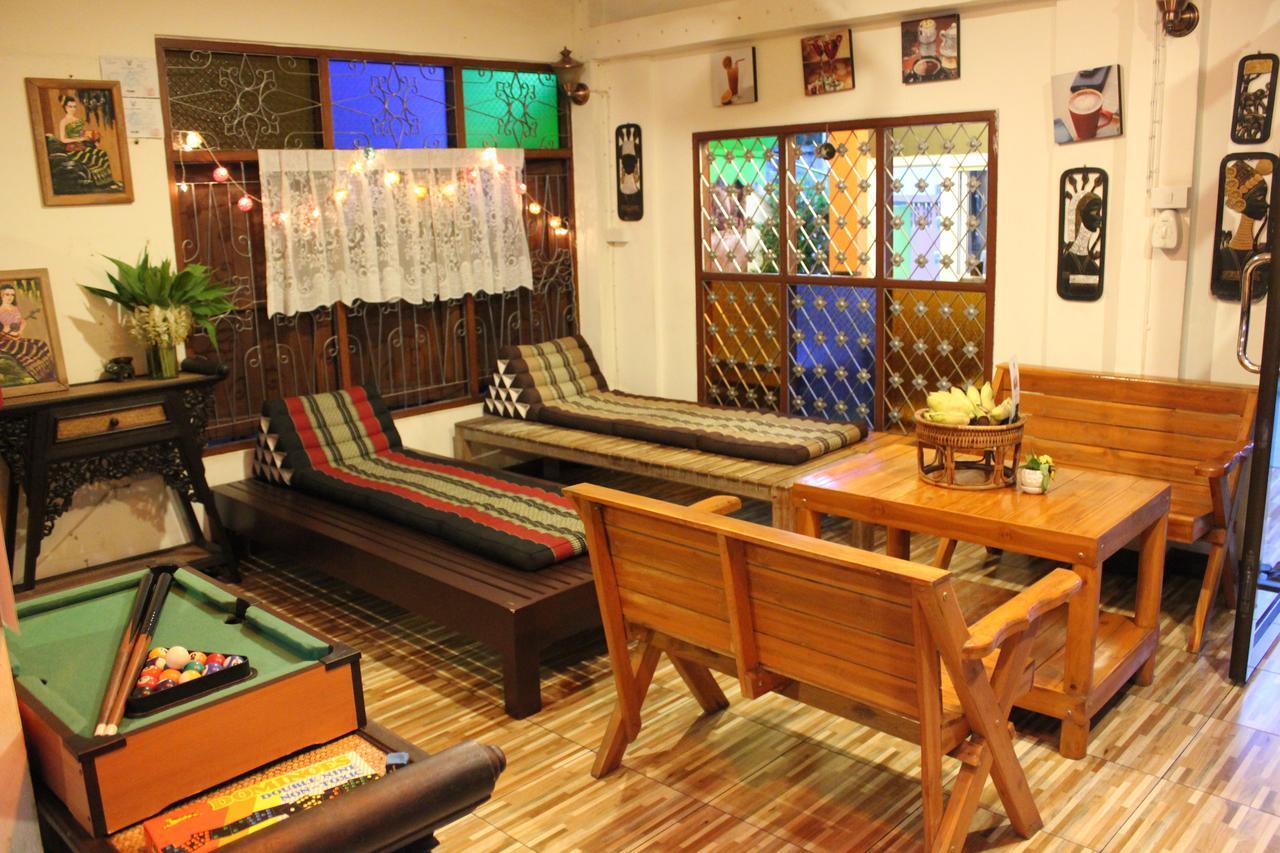 Absolute House Hostel