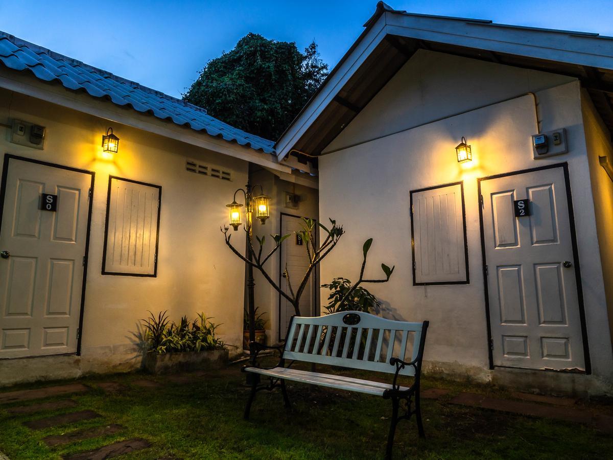 Hotel Tommy Huts