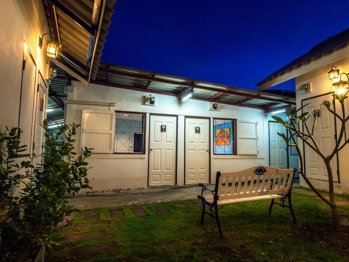 Hotel Tommy Huts 2*