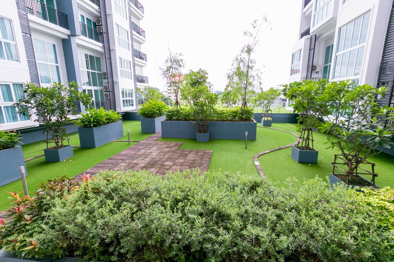 Locals Prio Chiangmai Airport Plaza Apartamento *
