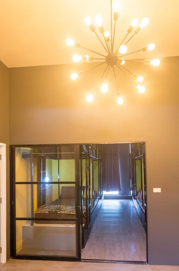 Iris Hostel *