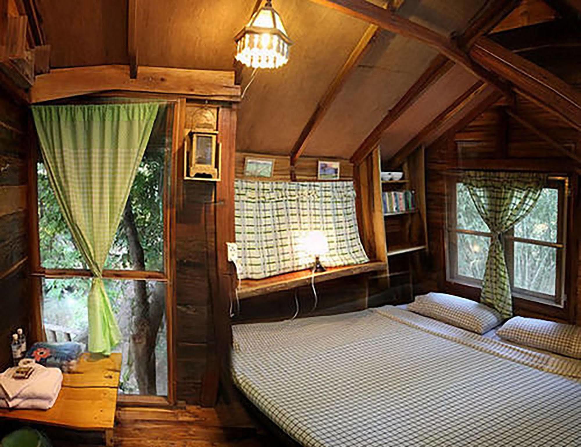Rabeang Pasak Treehouse Hotel