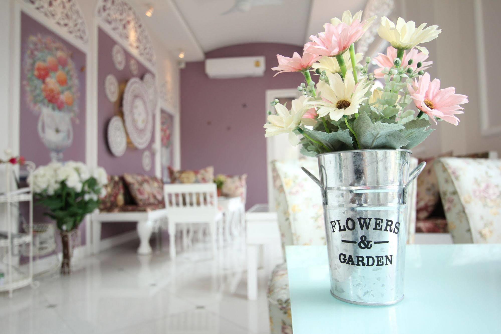 Ratchiangsaen Flora House Guest house Chiang Mai