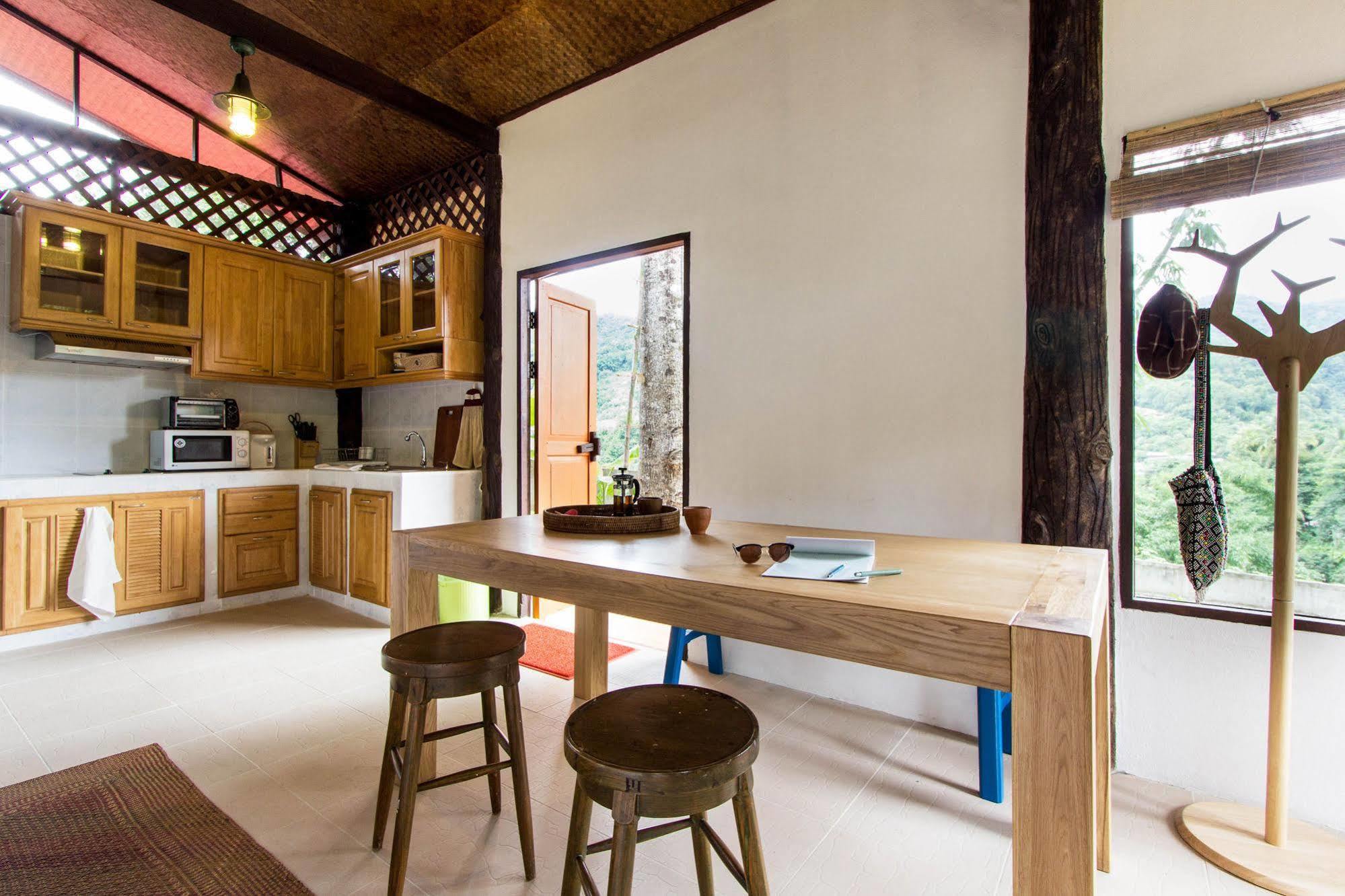 Baan Kaew Mongkorn Hotel 2*
