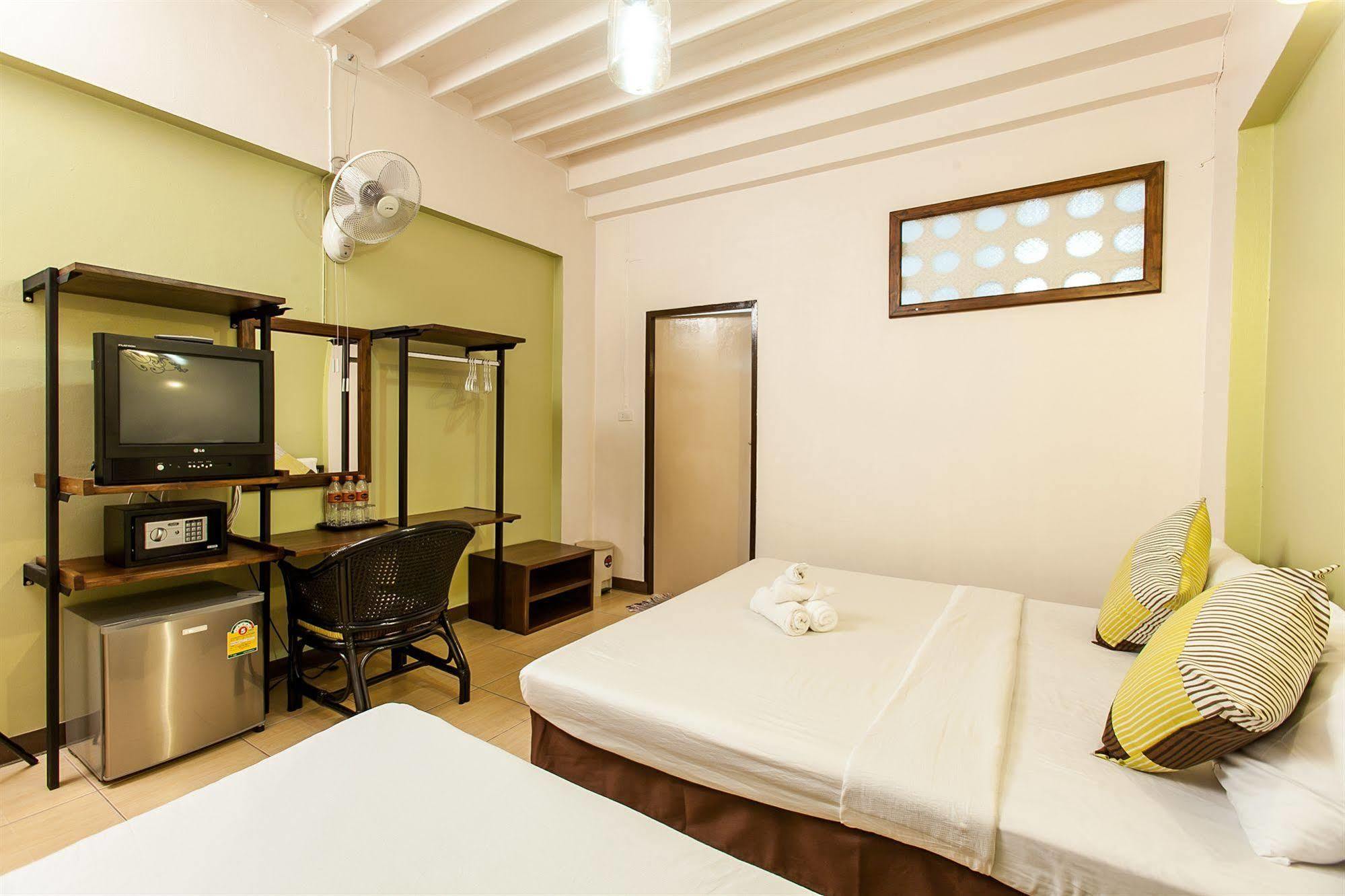 Anoma Guest house 2*