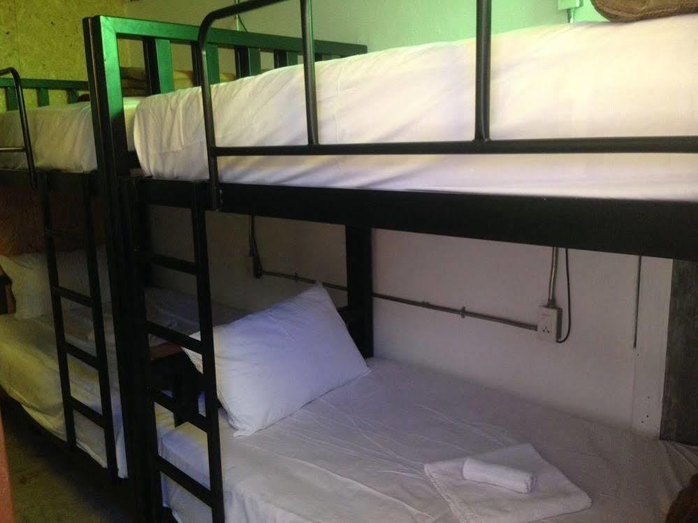 Lanna Hostel *