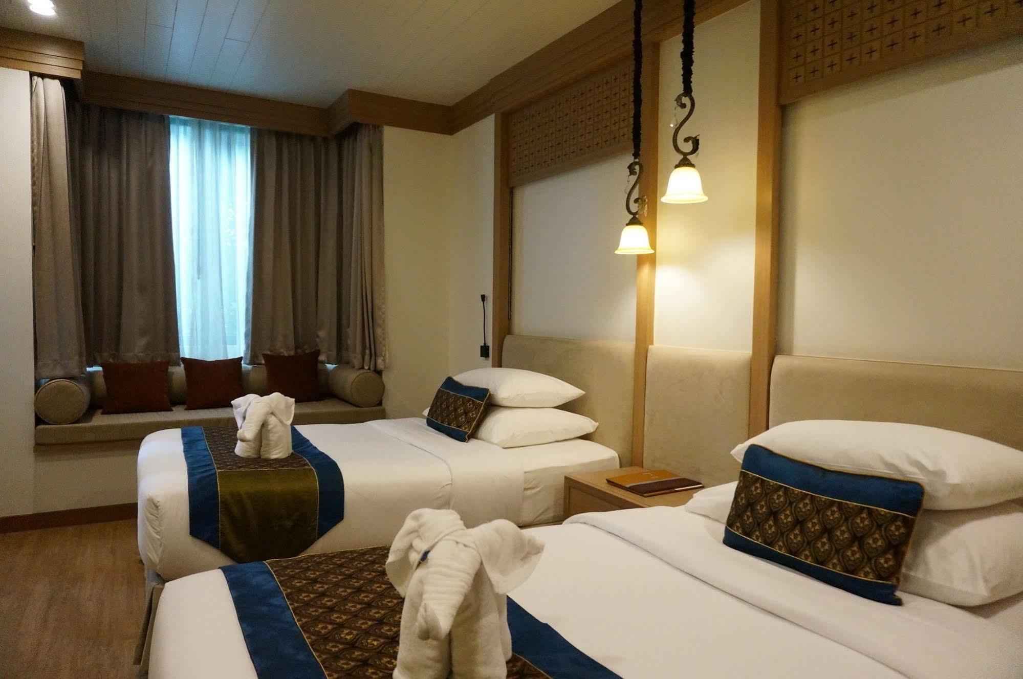 Maraya & -sha Hotel 4*