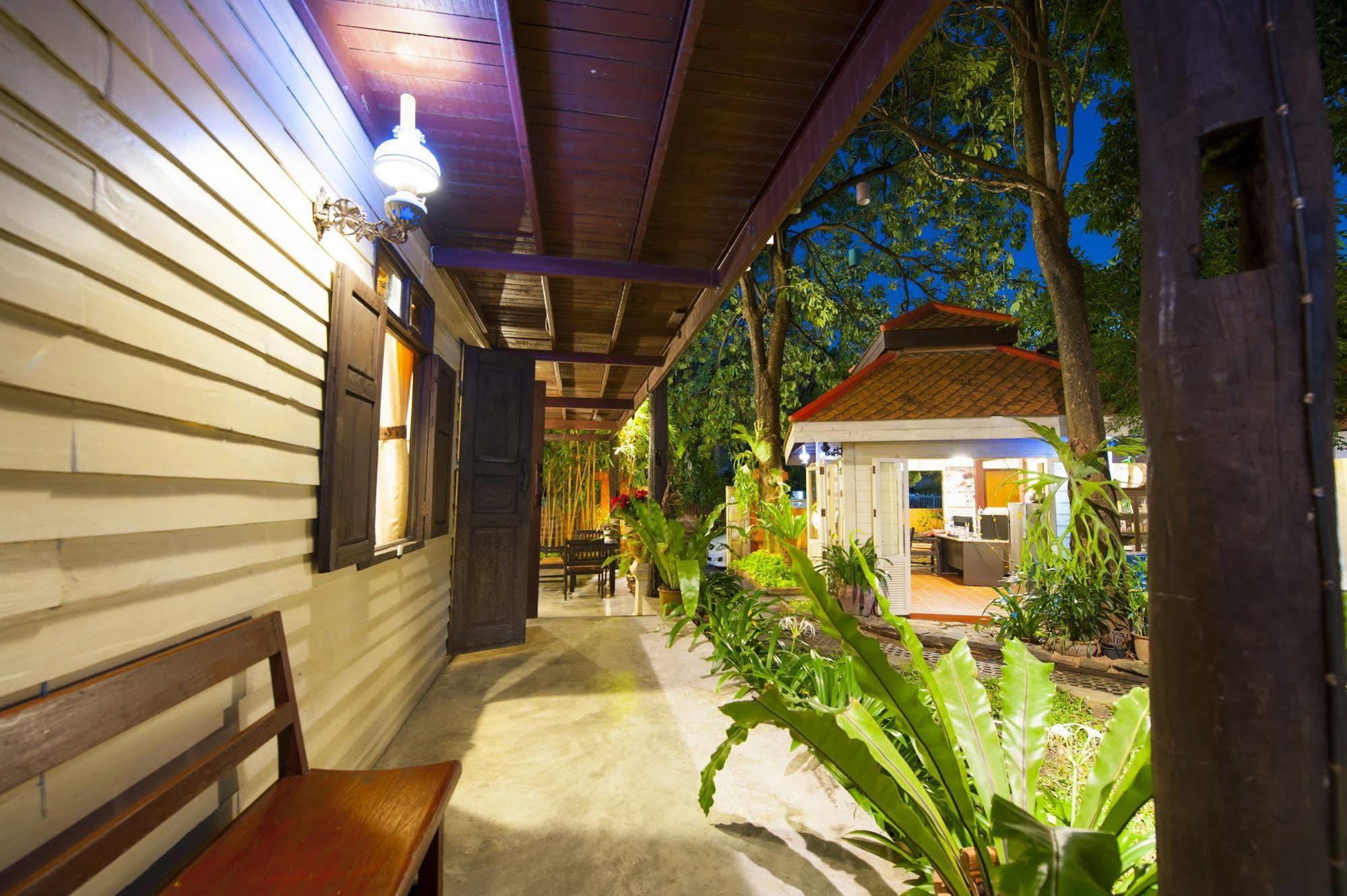 Smile House Boutique 3*