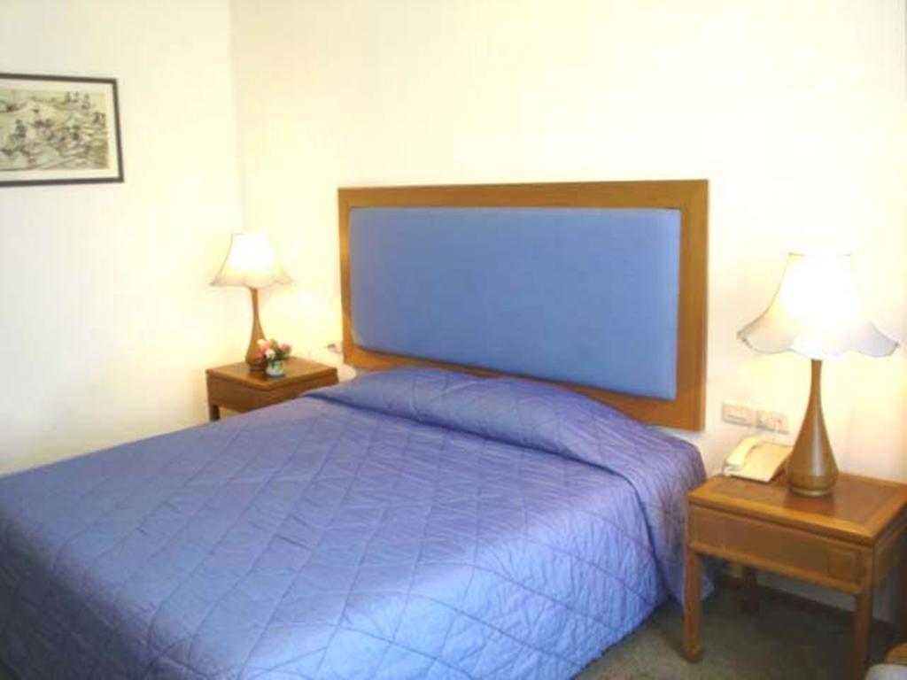 Phucome Hotel 4*