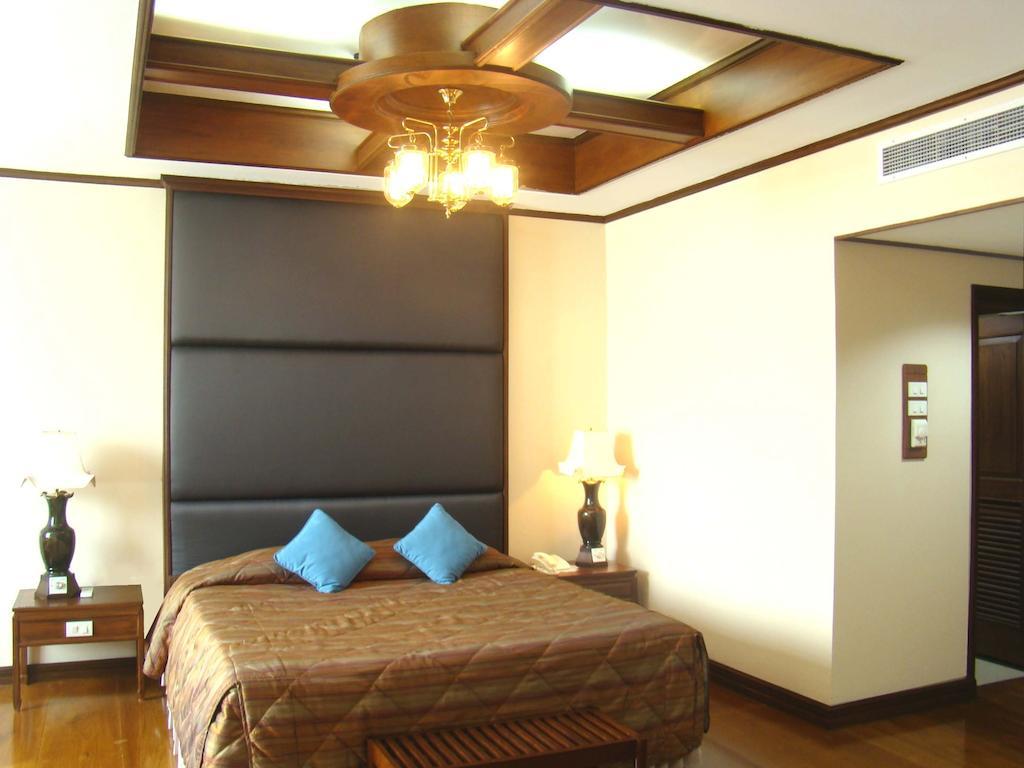 Phucome 4*