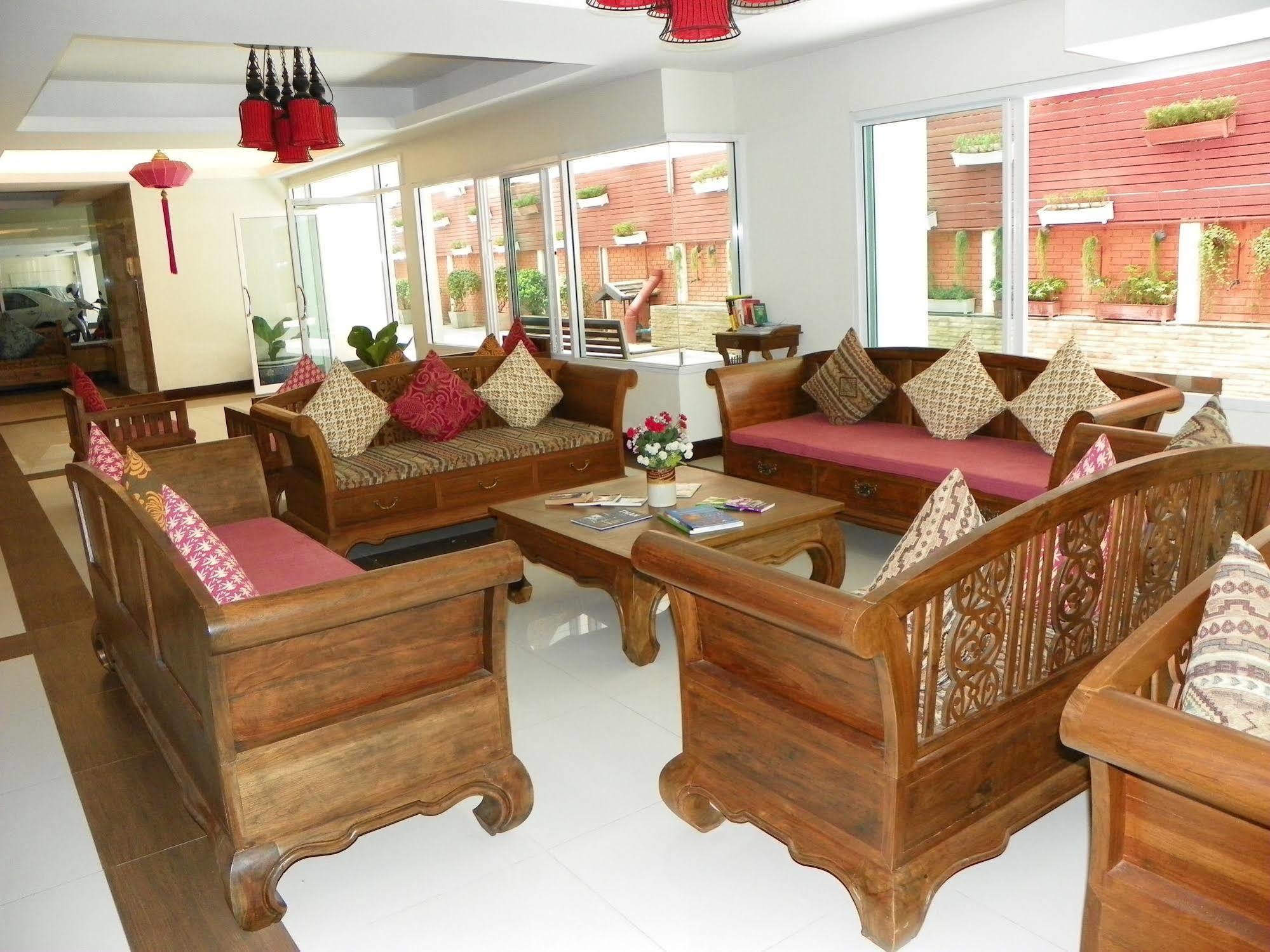 Hotel Baan Ngern Village Chiang Mai