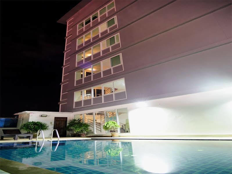 Hotel Airport Resident 2*
