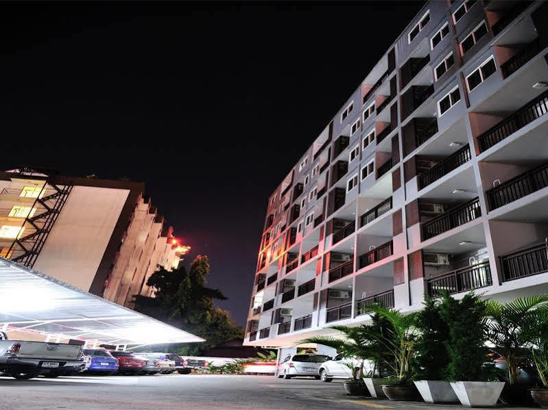 Airport Resident Hotel 2*