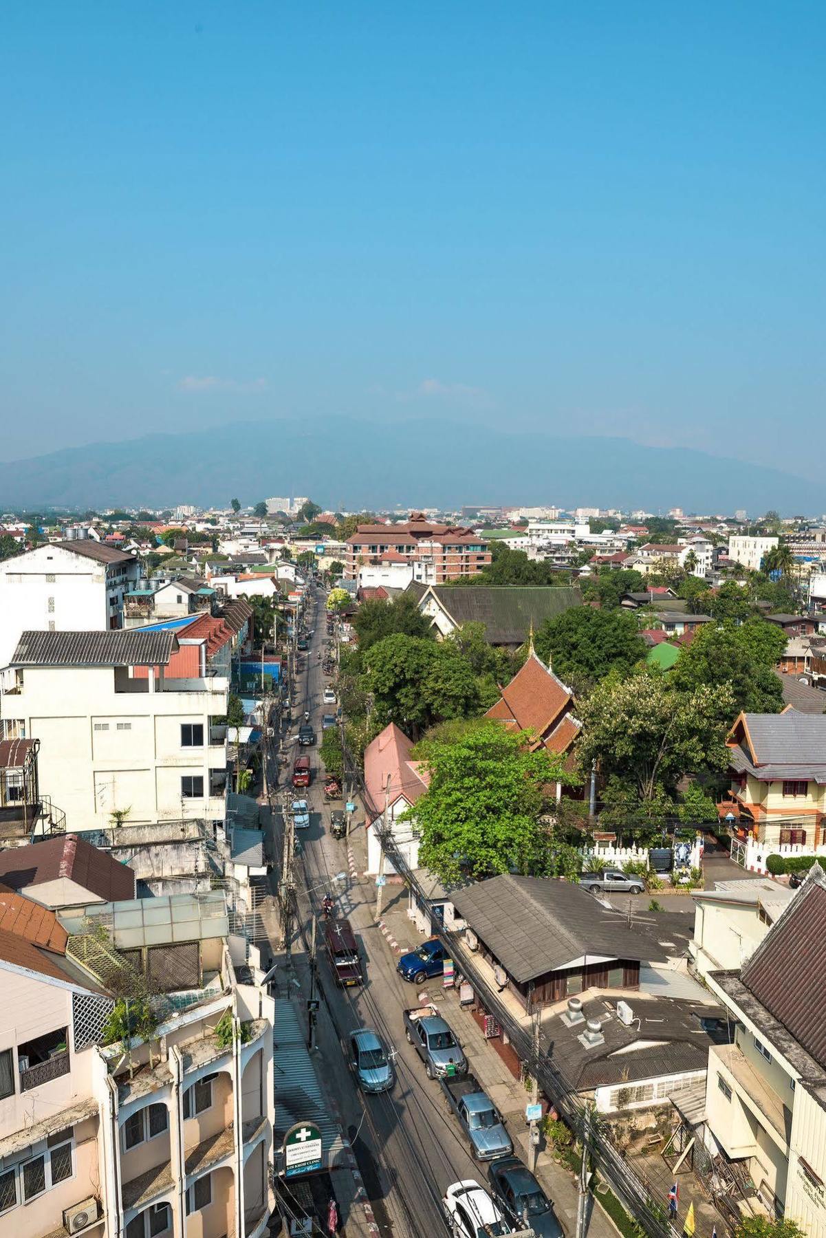 So * Chiang Mai