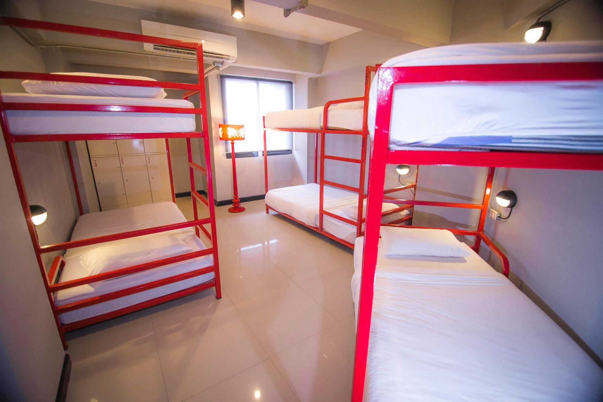 Hostel So