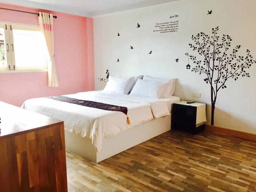 Hotel Dozy Lamoon House