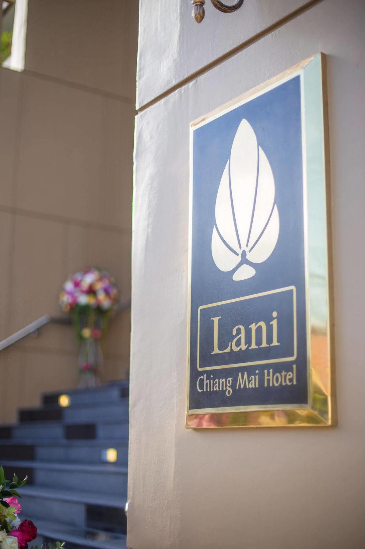 Lani 4*