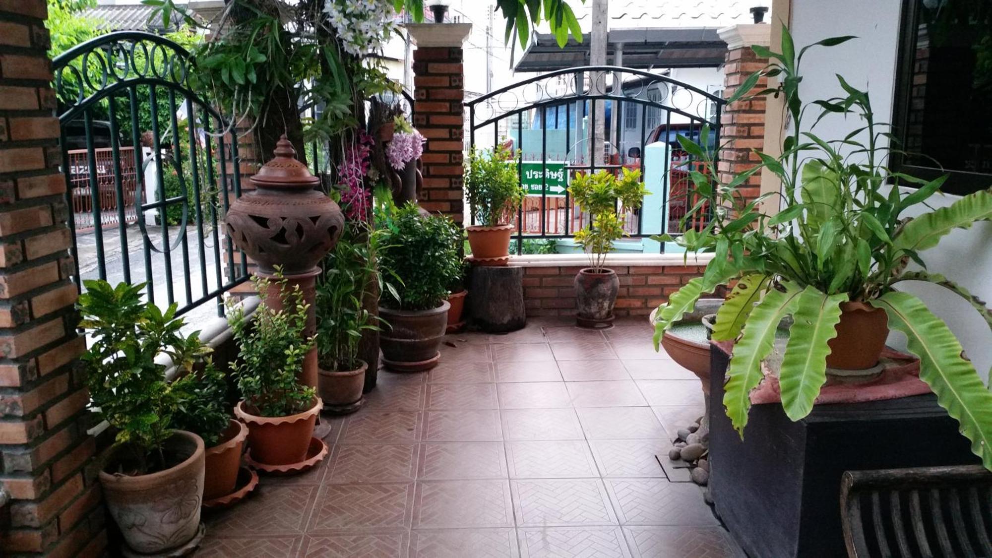 Oranje Hotel Chiang Mai