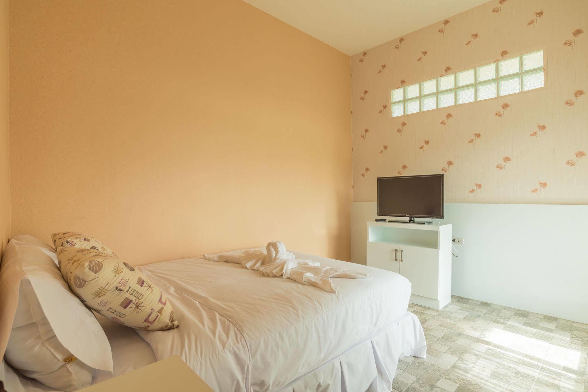 Dream Hills Hotel
