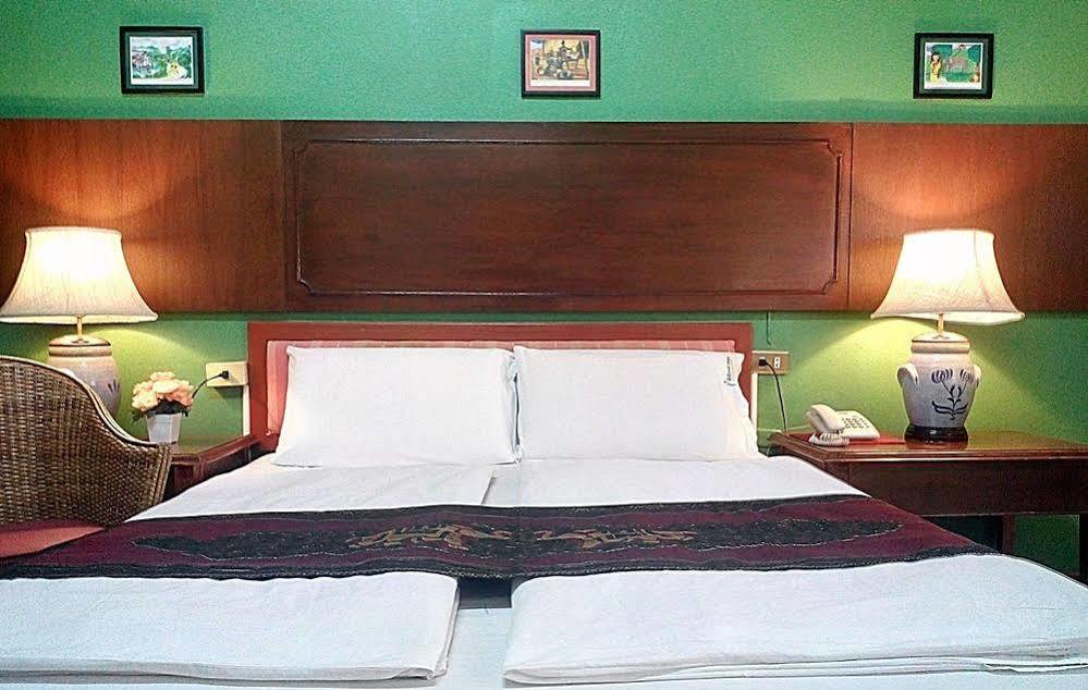 Hotel People Place Classic Sha Extra