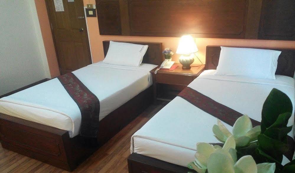 People Place Classic Sha Extra Hotel 2*