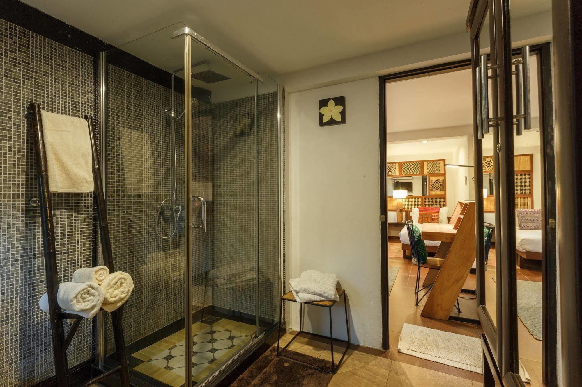Baan Suan 3*