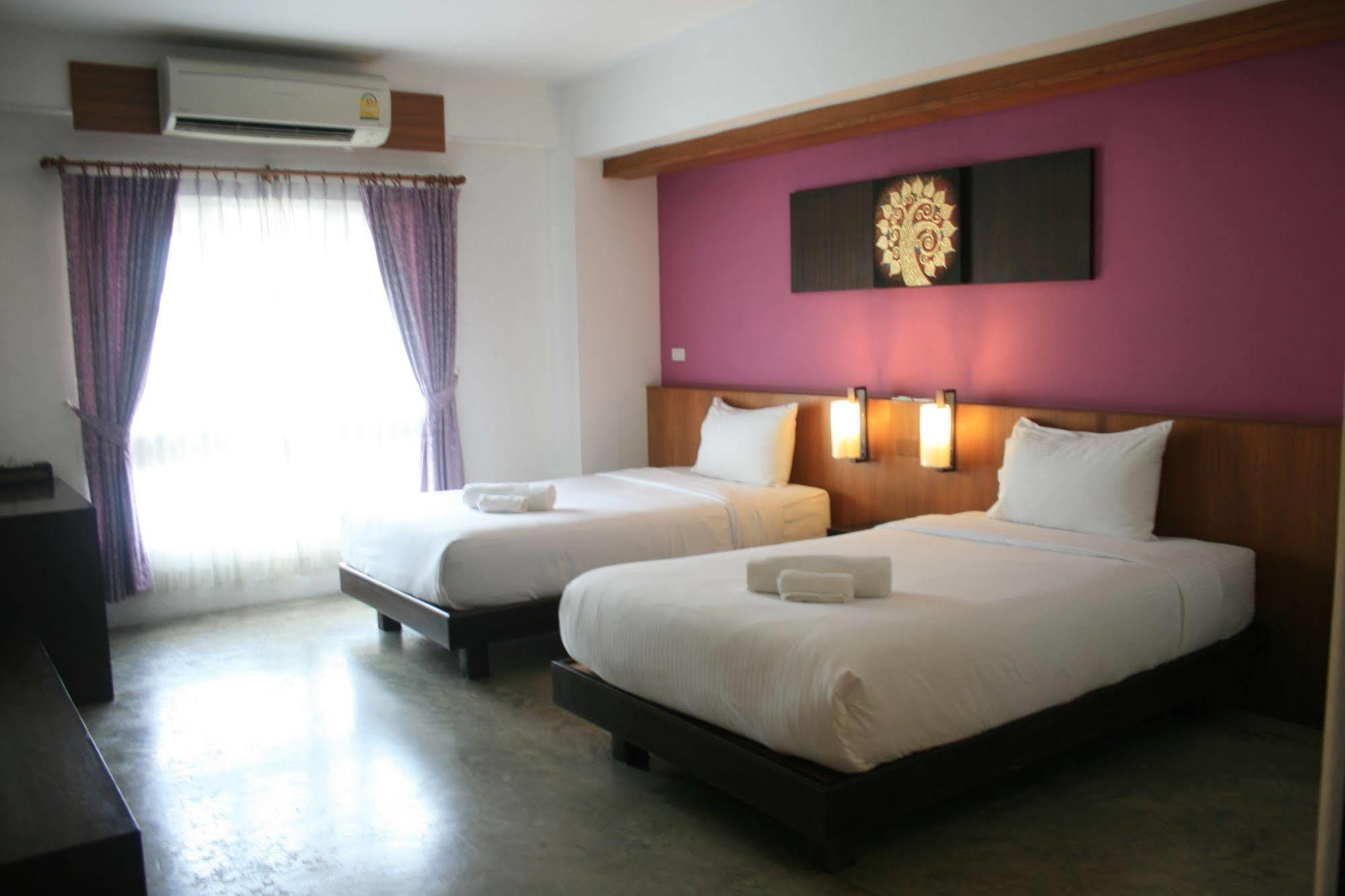 Resort Baan Ing Ping 3*