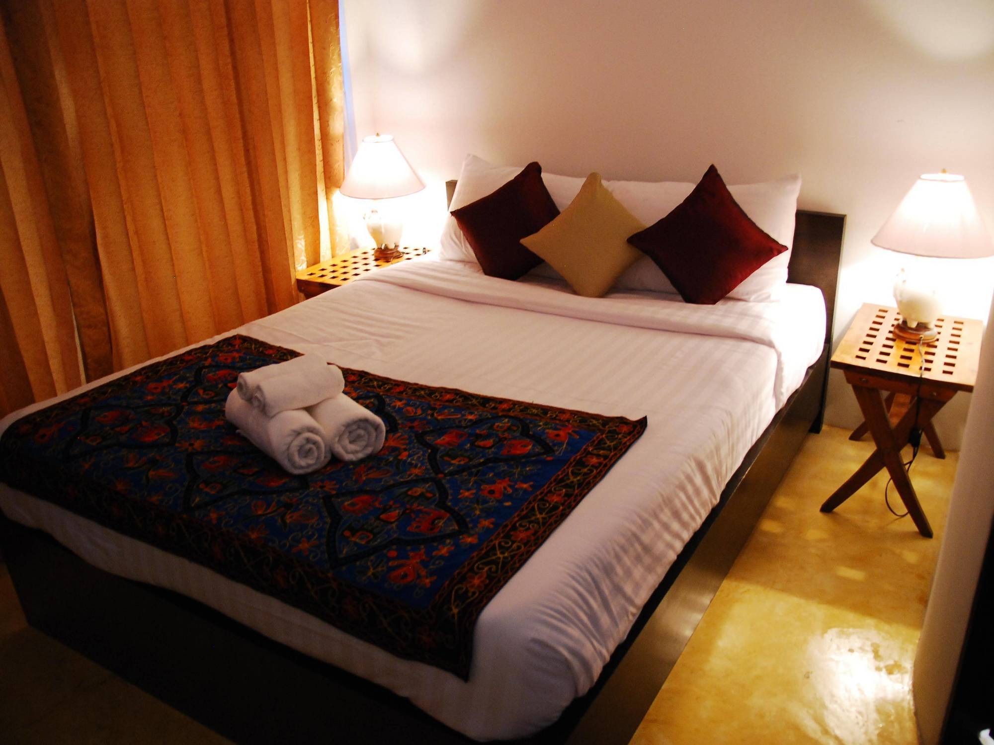 Come Chiangmai Lanna Boutique House Bed & Breakfast