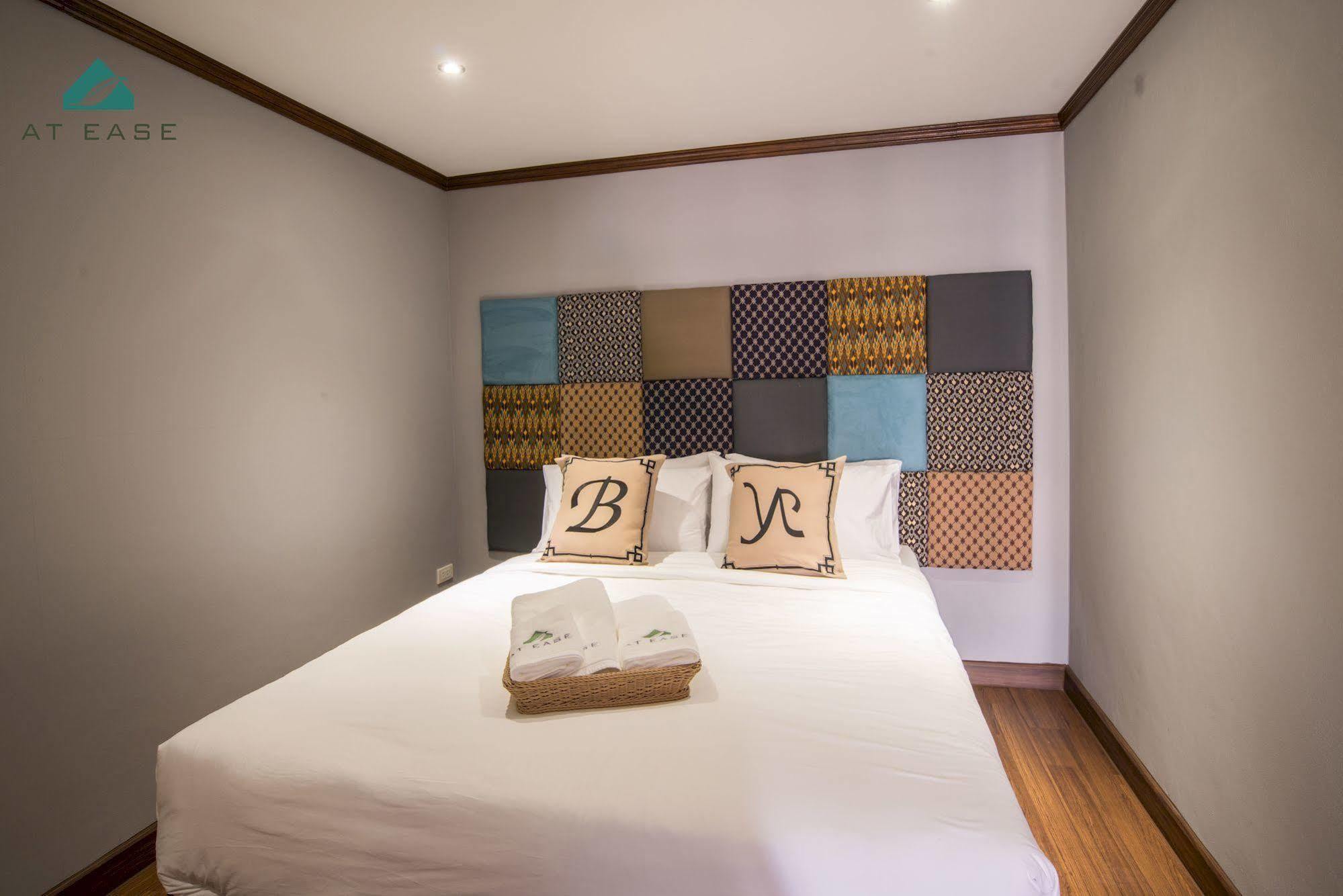 Hotel At Ease Bijou