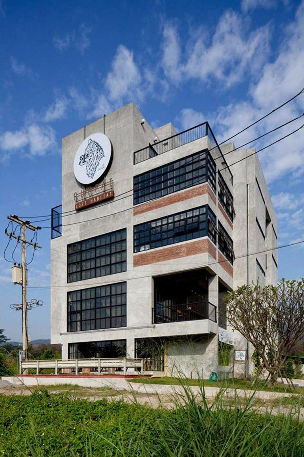 Rumah tetamu Rumpai Loft Habitat Chiang Mai