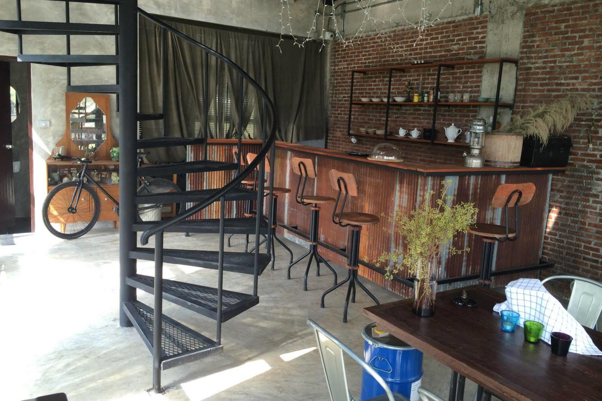 Rumpai Loft Habitat Chiang Mai