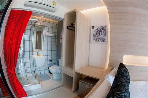Sleepbox Chiangmai Hotel 2*