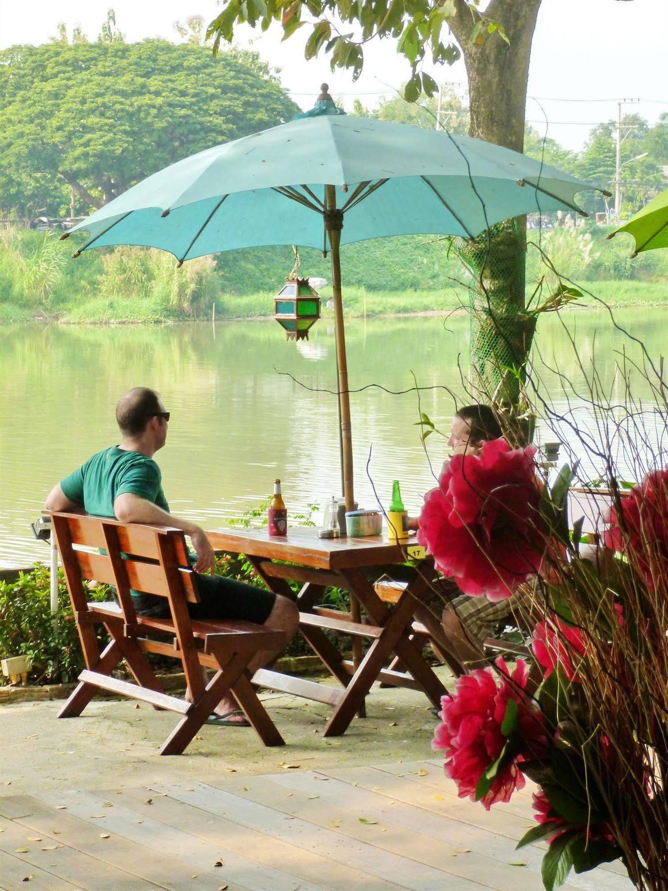 Inn Hollanda Montri Chiang Mai
